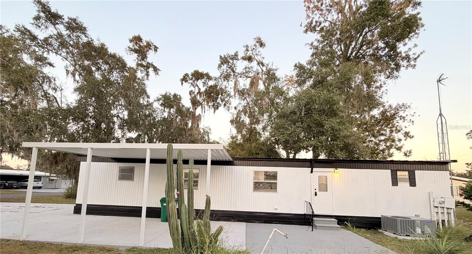 CONTINENTAL CAMPER RESIDENCE I - Residential