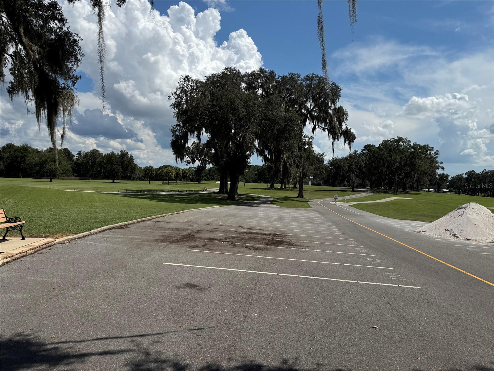 CONTINENTAL CAMPER RESIDENCE I - Residential