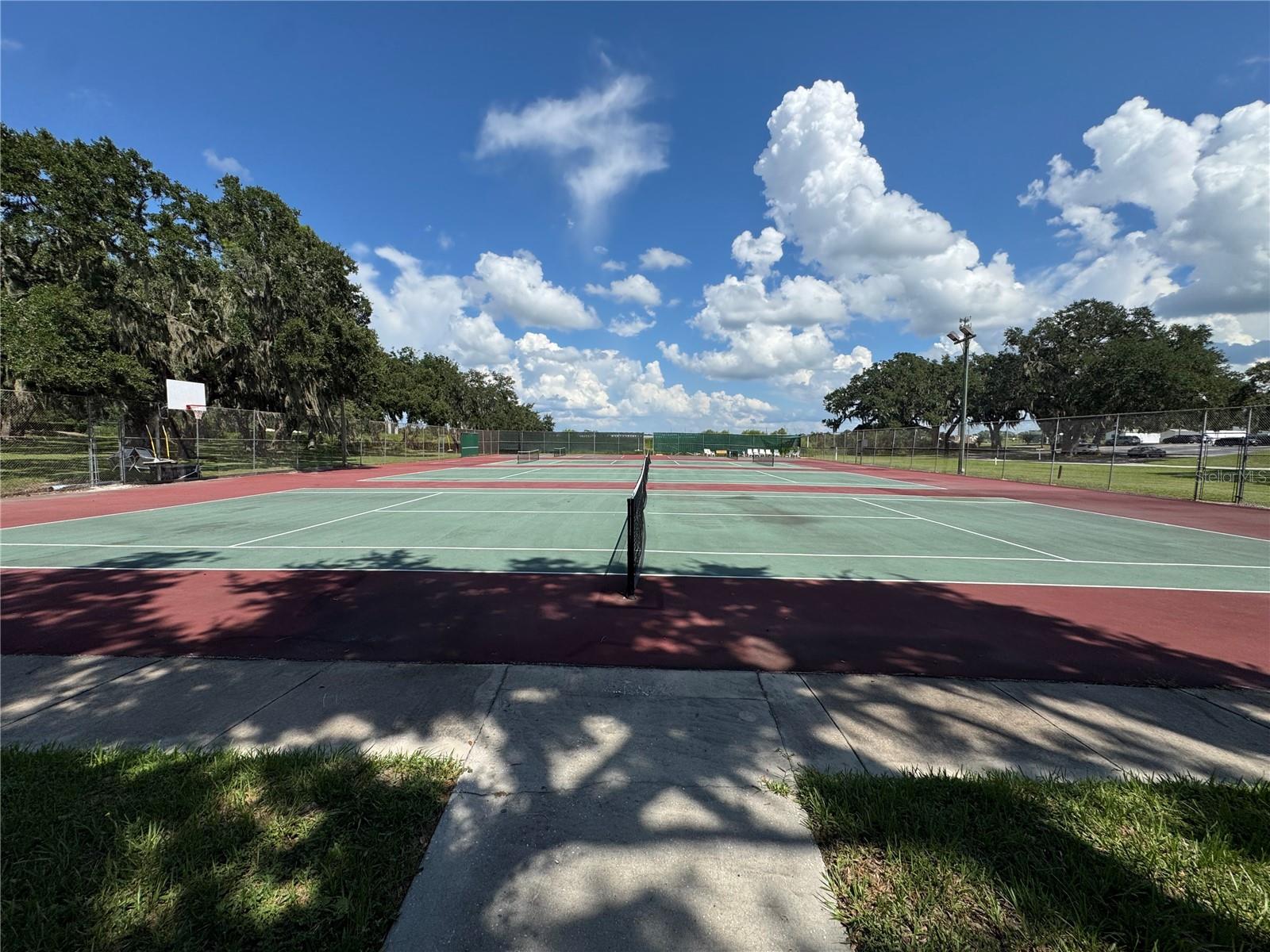 CONTINENTAL CAMPER RESIDENCE I - Residential