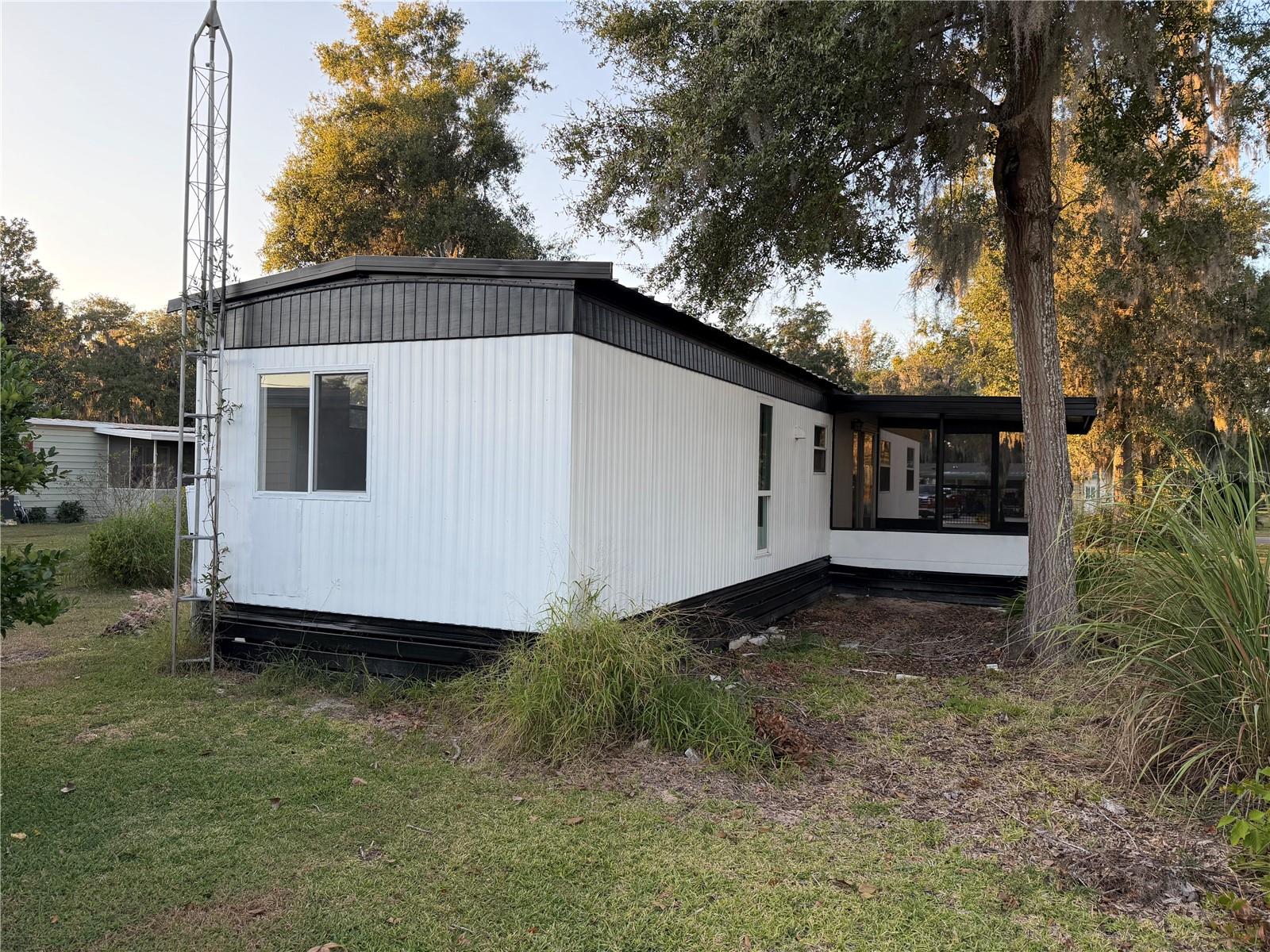 CONTINENTAL CAMPER RESIDENCE I - Residential