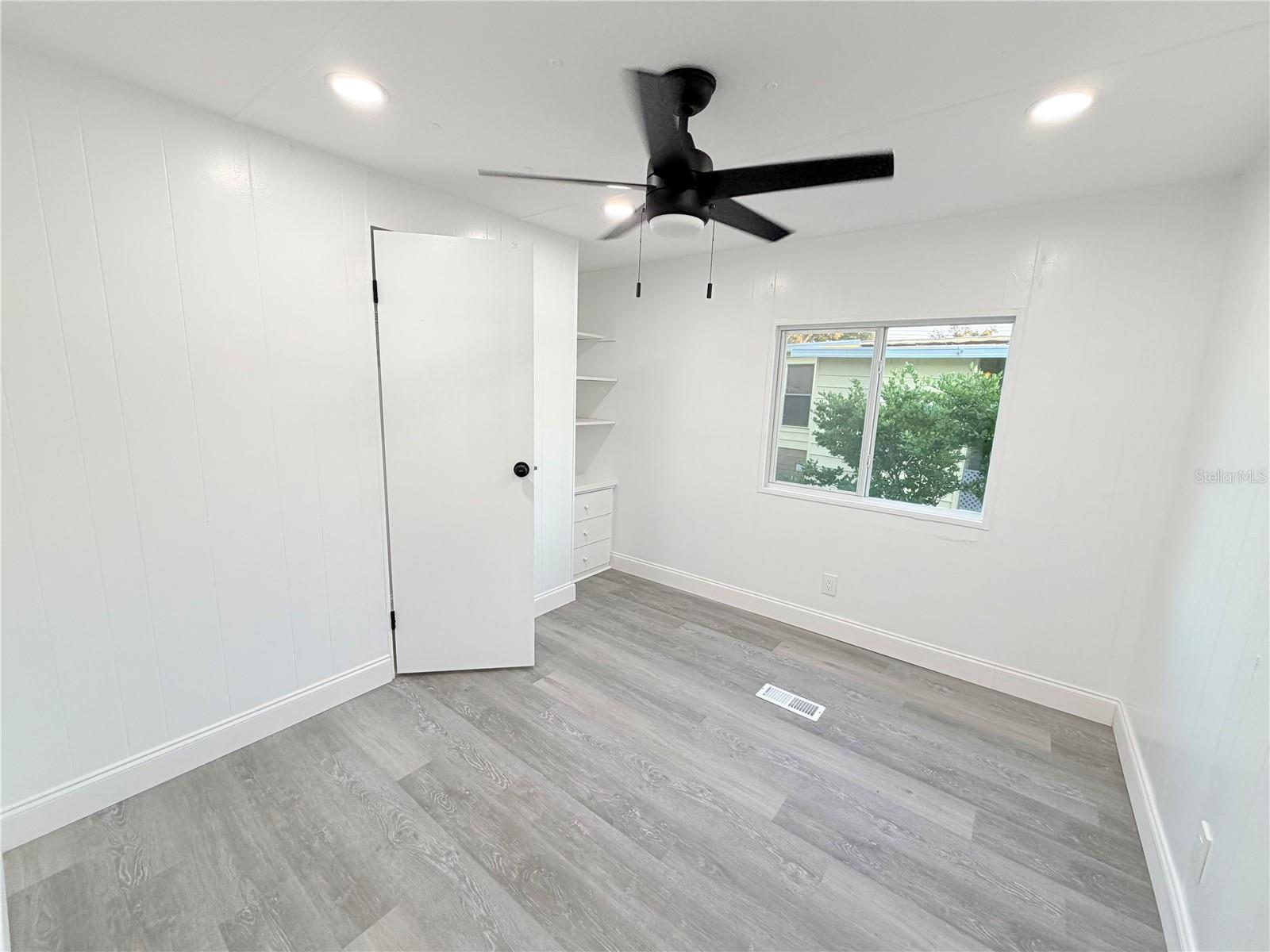 CONTINENTAL CAMPER RESIDENCE I - Residential