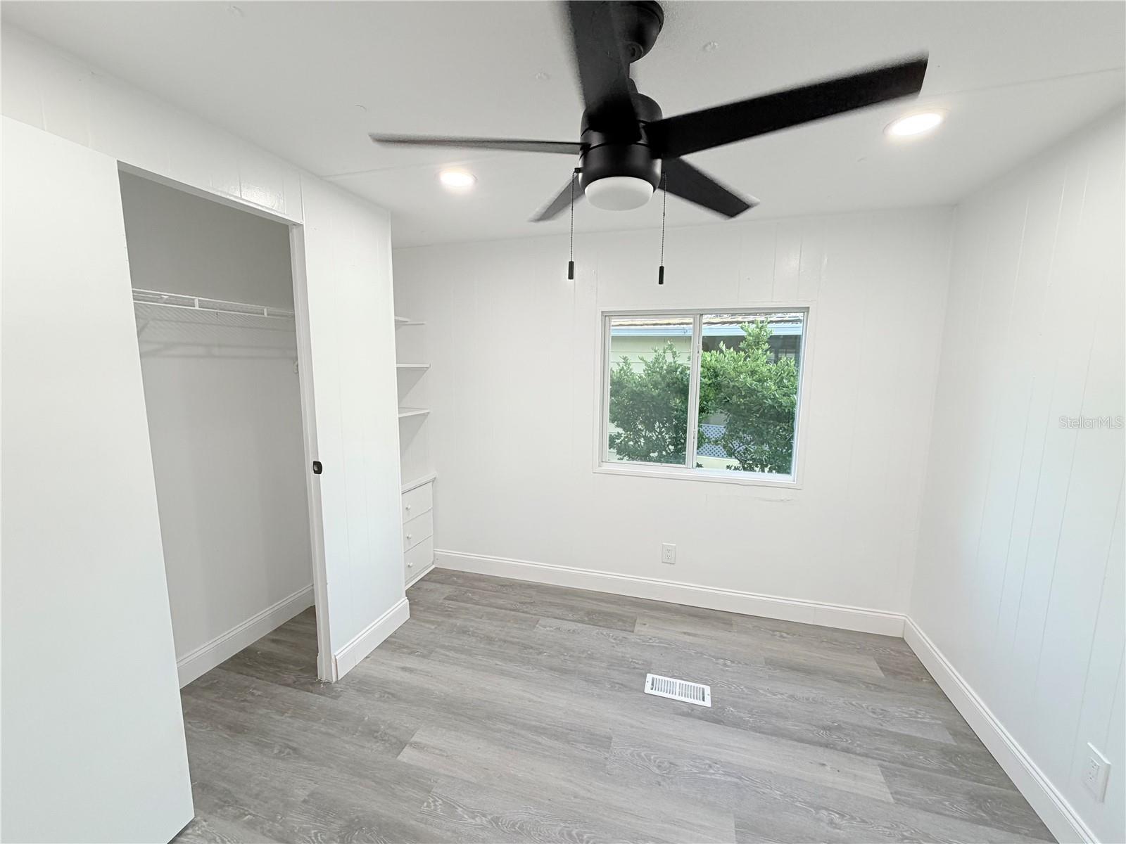 CONTINENTAL CAMPER RESIDENCE I - Residential