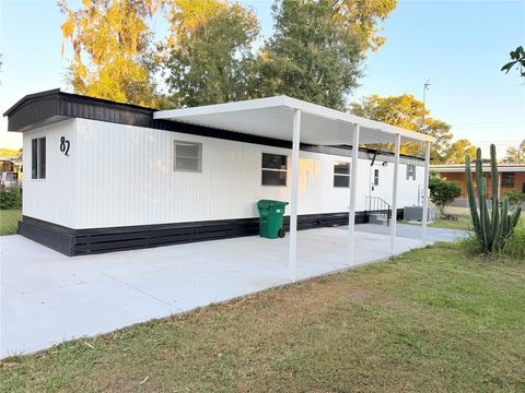 82 N BOBWHITE ROAD WILDWOOD FL 34785