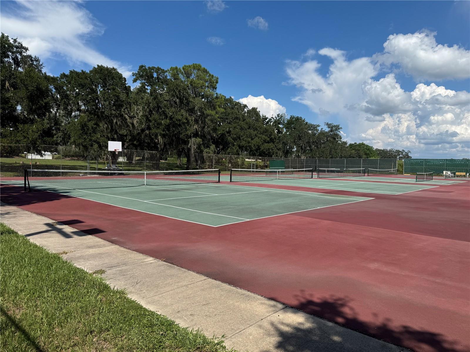 CONTINENTAL CAMPER RESIDENCE I - Residential