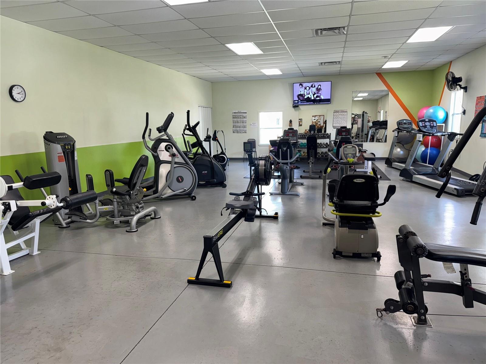 CONTINENTAL CAMPER RESIDENCE I - Residential