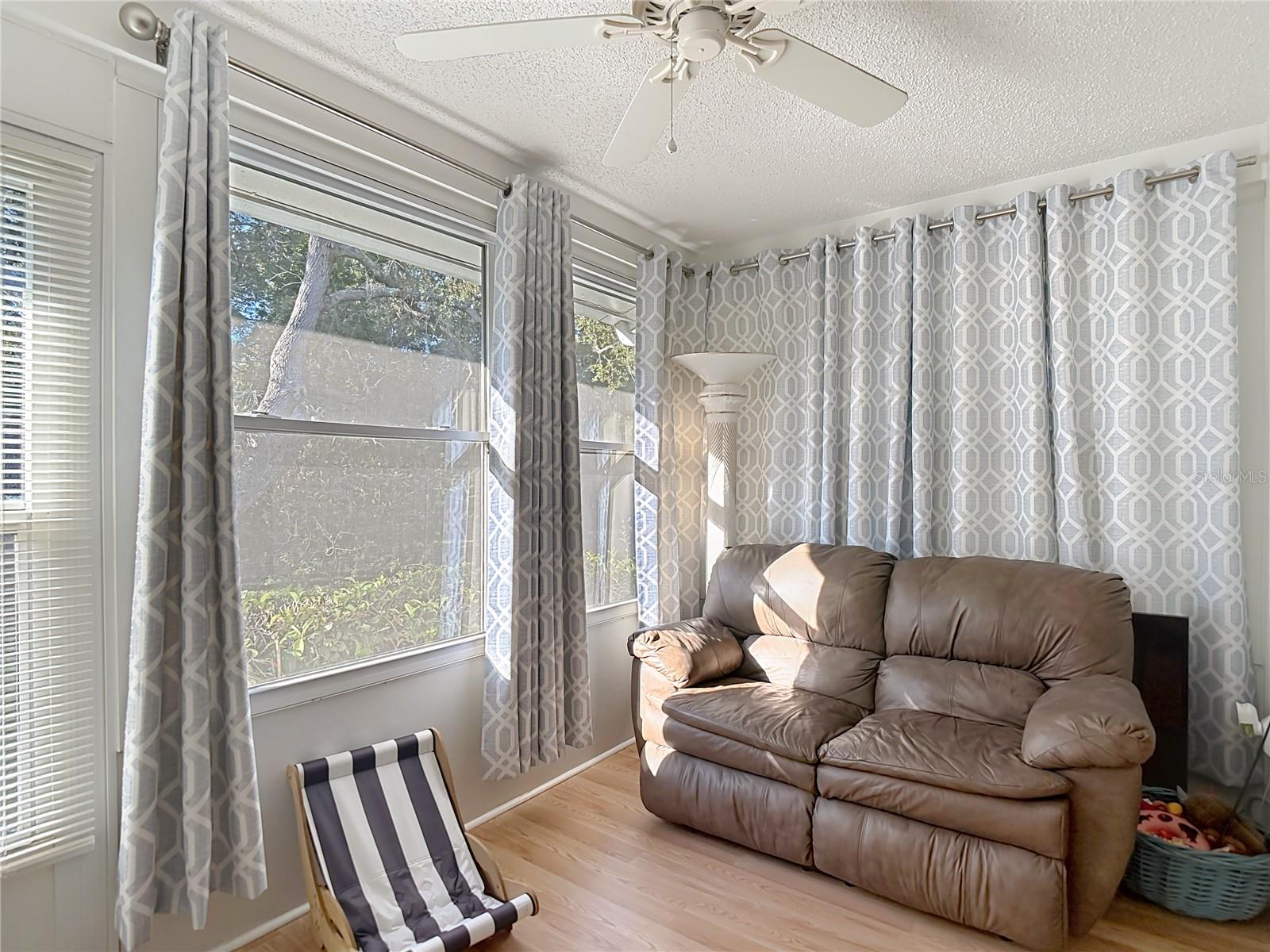 VILLAGE WOODS CONDO PH 02 - Residential