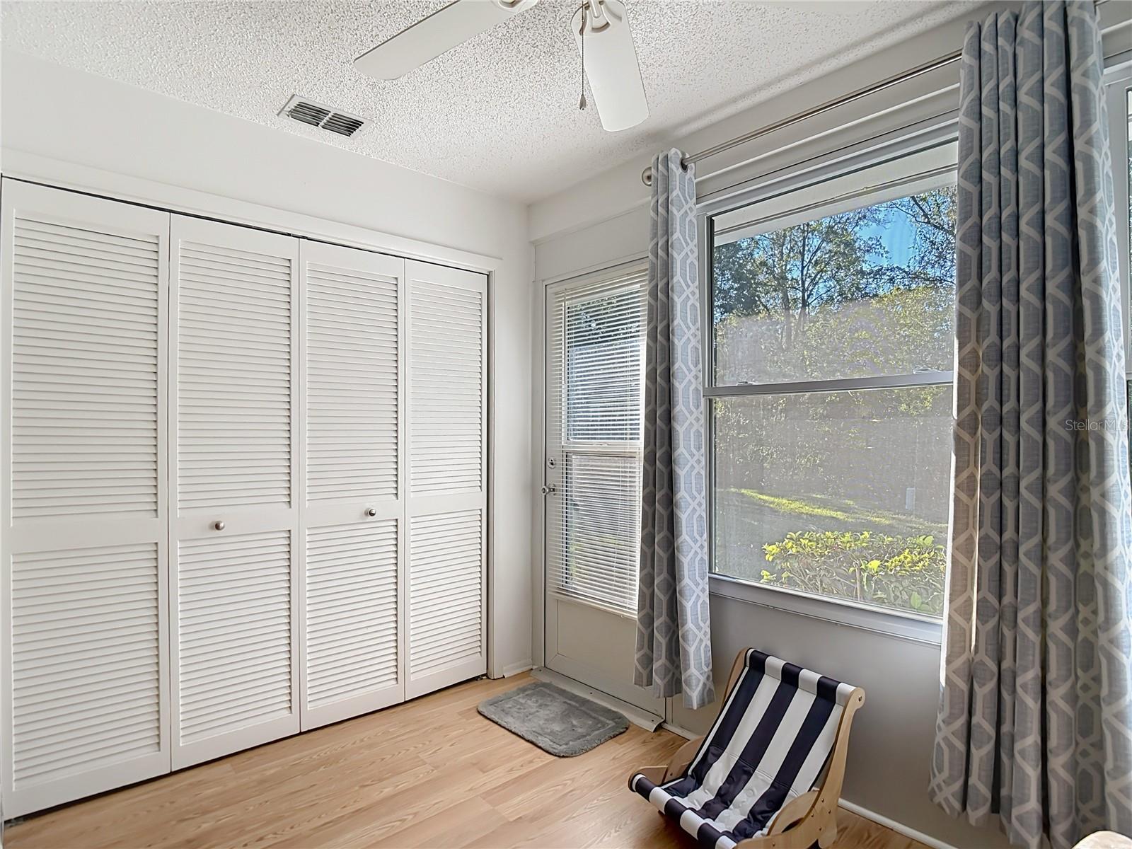 VILLAGE WOODS CONDO PH 02 - Residential