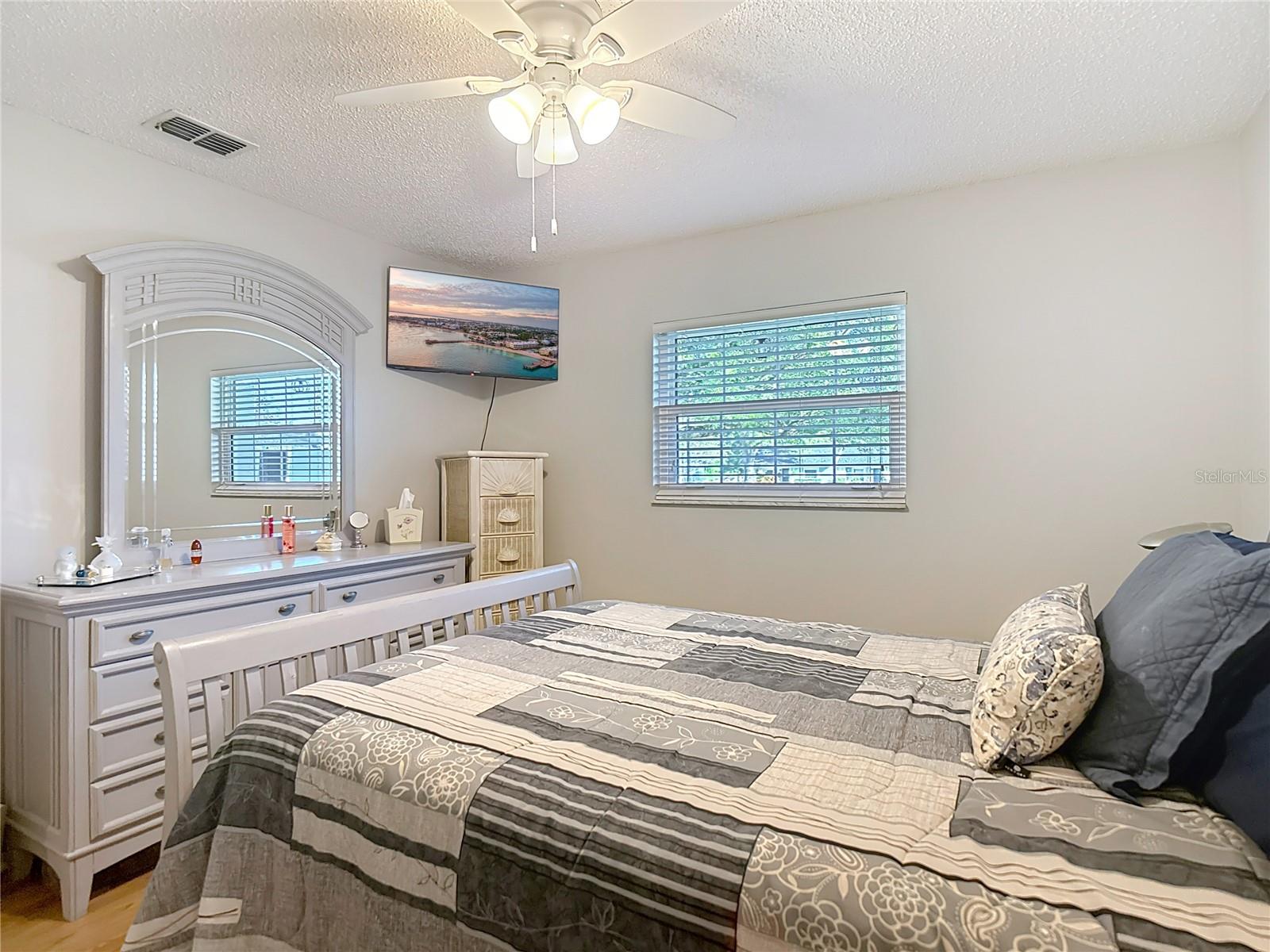 VILLAGE WOODS CONDO PH 02 - Residential