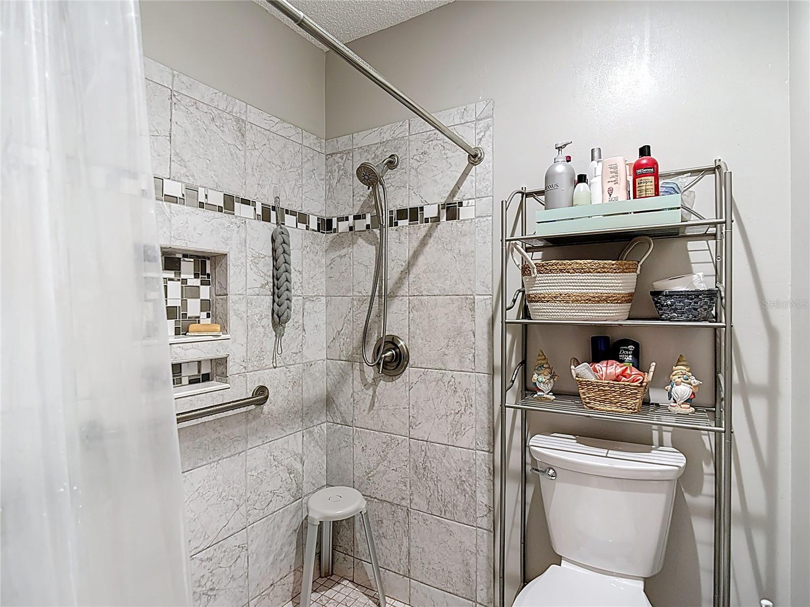 VILLAGE WOODS CONDO PH 02 - Residential