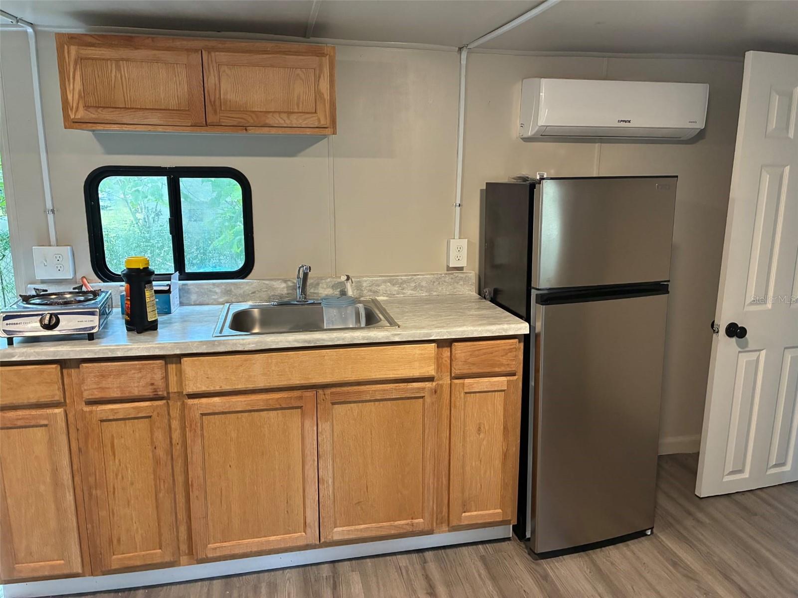 ACREAGE & UNREC - Residential Lease