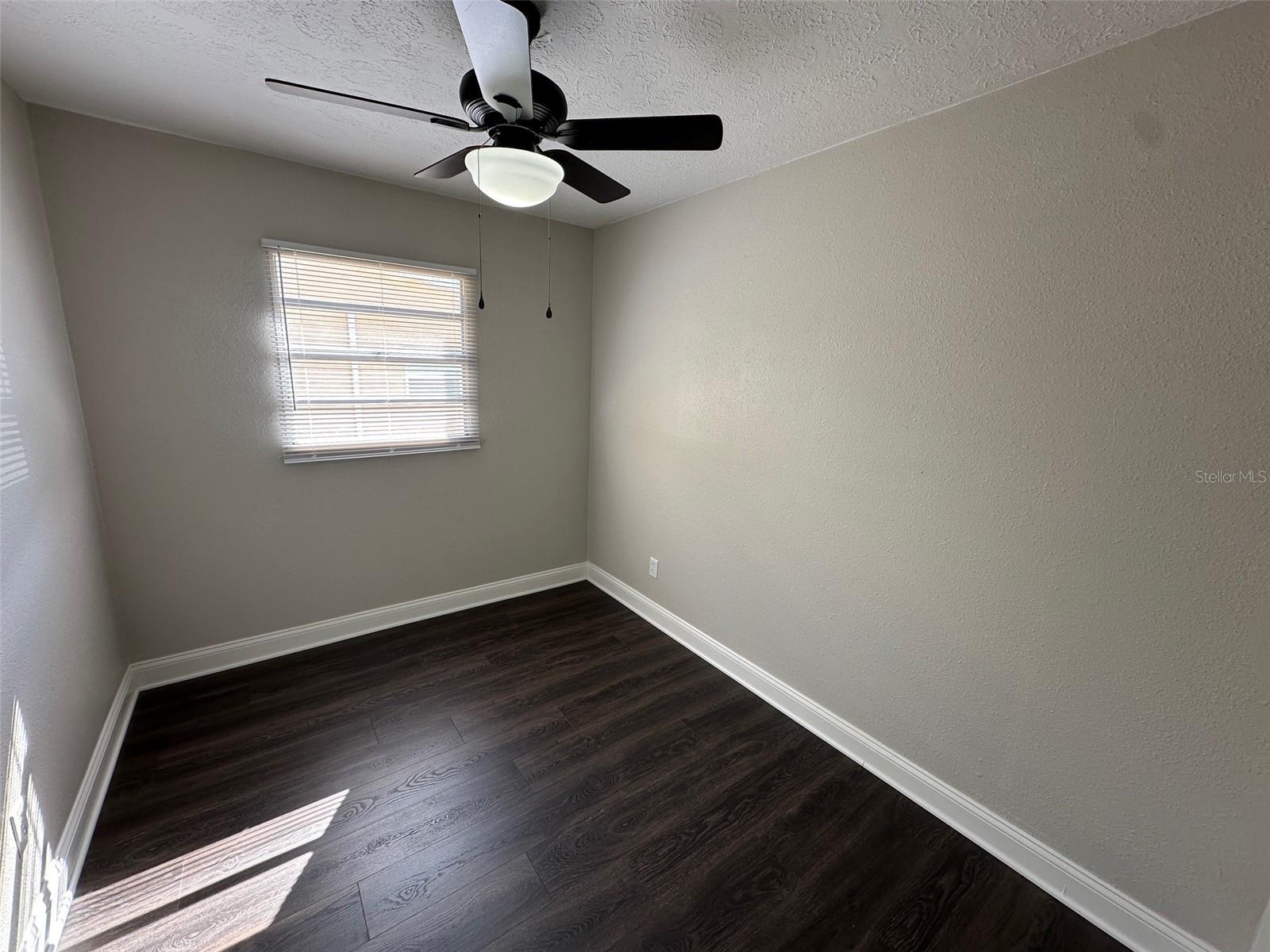 GOLDEN ISLE - Residential