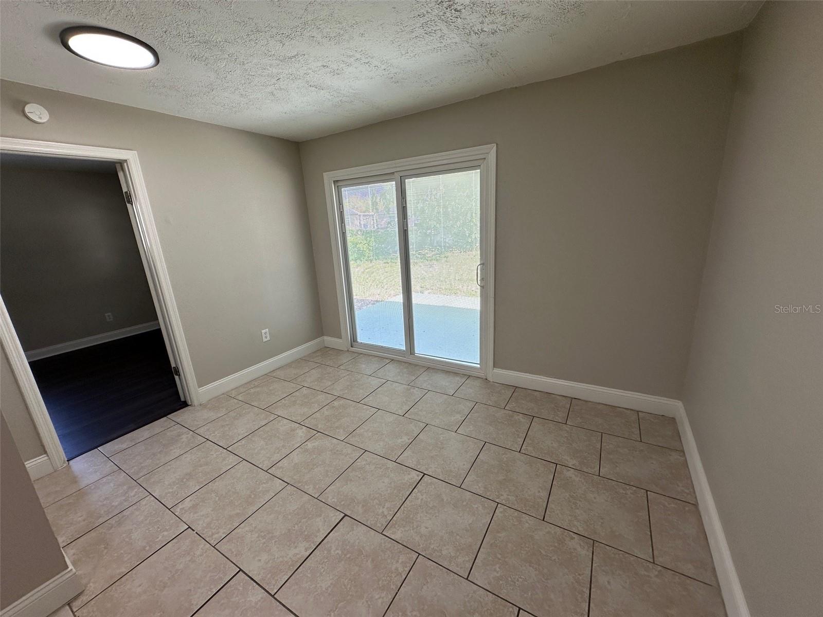 GOLDEN ISLE - Residential