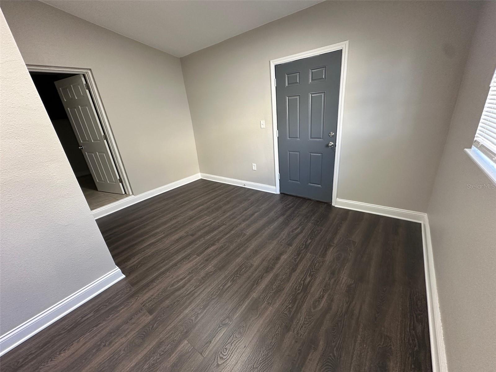 GOLDEN ISLE - Residential