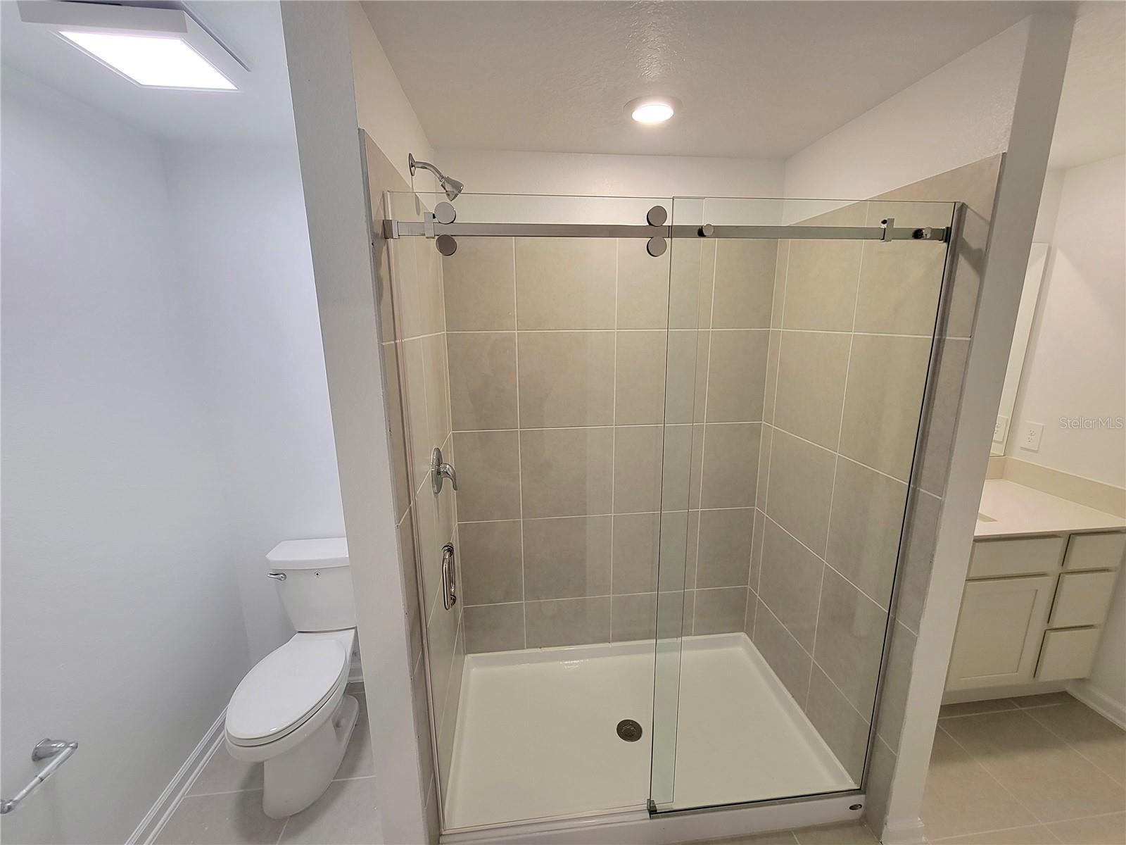 RANCHES/LK MCLEOD I - Residential Lease