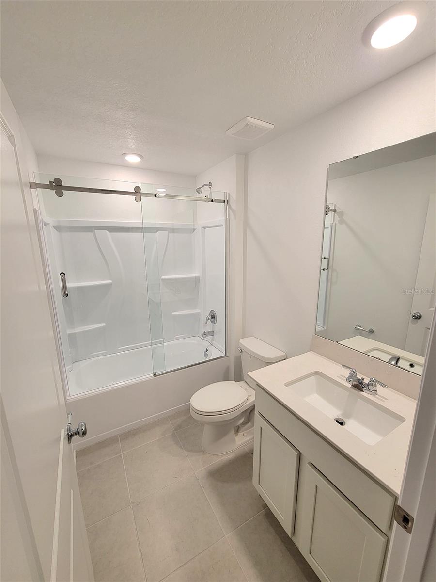 RANCHES/LK MCLEOD I - Residential Lease