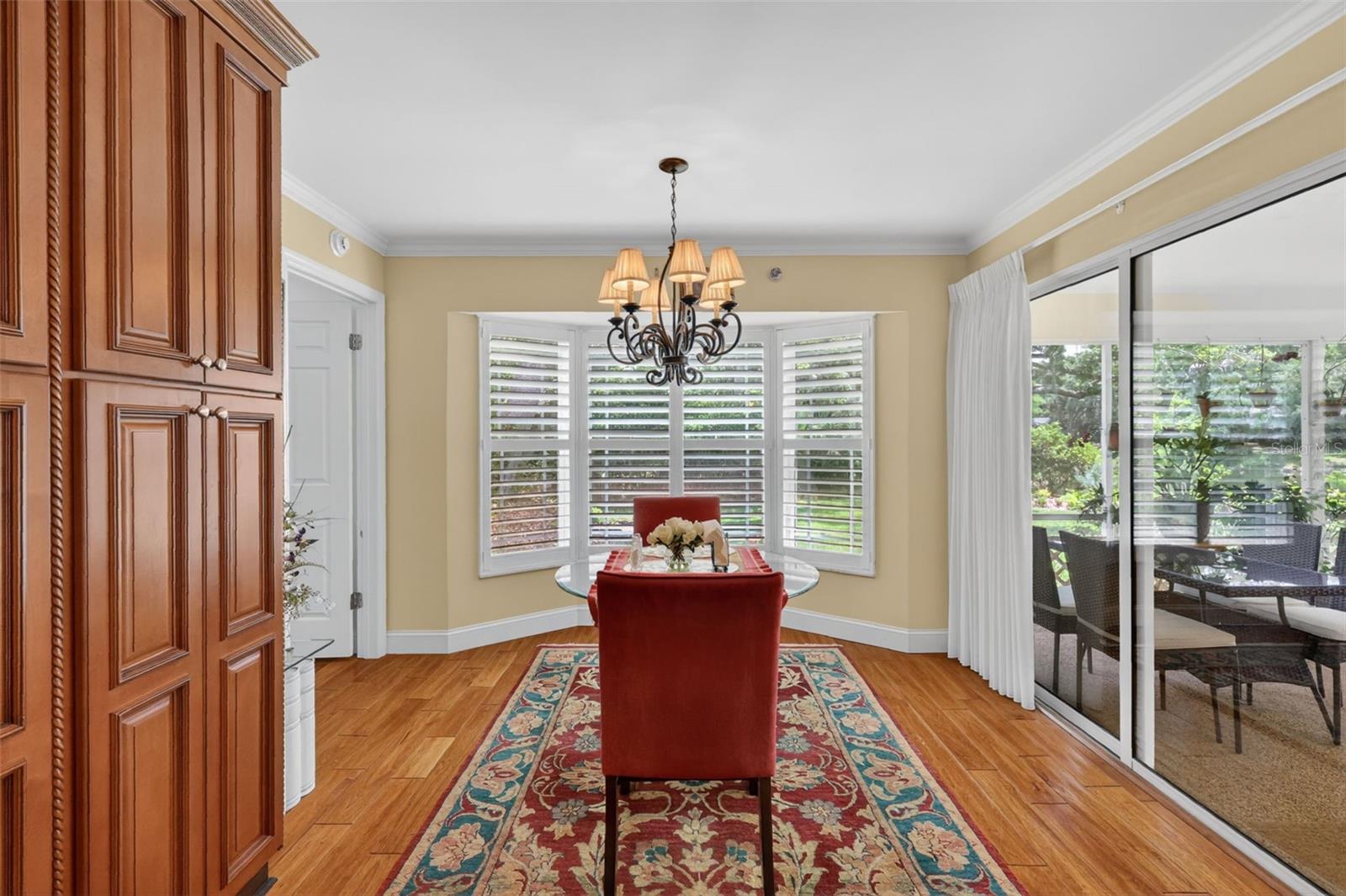 SILVER LAKE SPGS - Residential