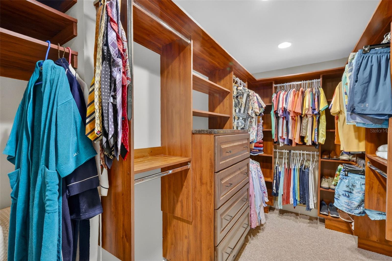 SILVER LAKE SPGS - Residential