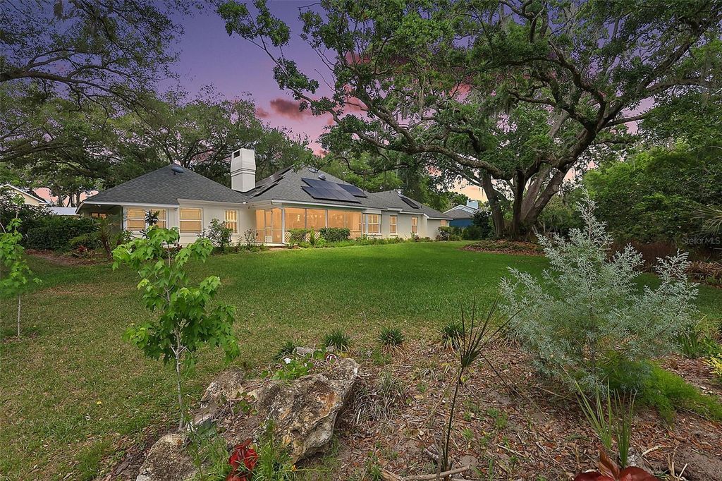 Photo of 33746 Spring Drive, Leesburg, FL 34788 (MLS # G5111682)