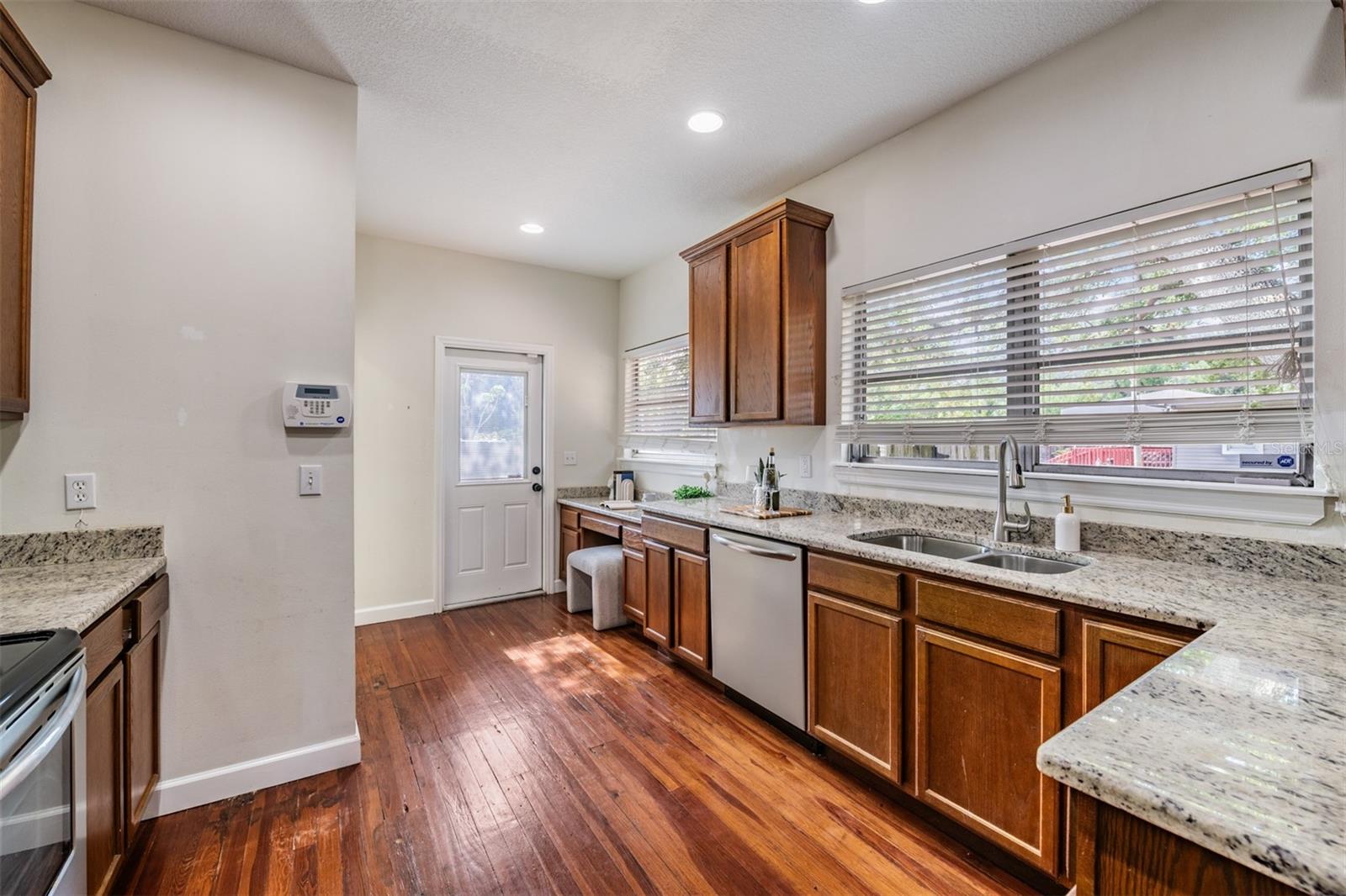 WESTERN HEIGHTS - Residential