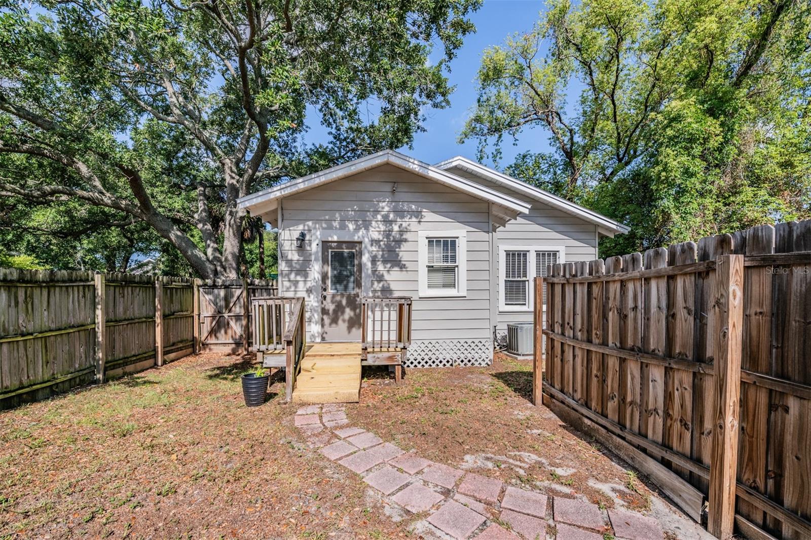 WESTERN HEIGHTS - Residential