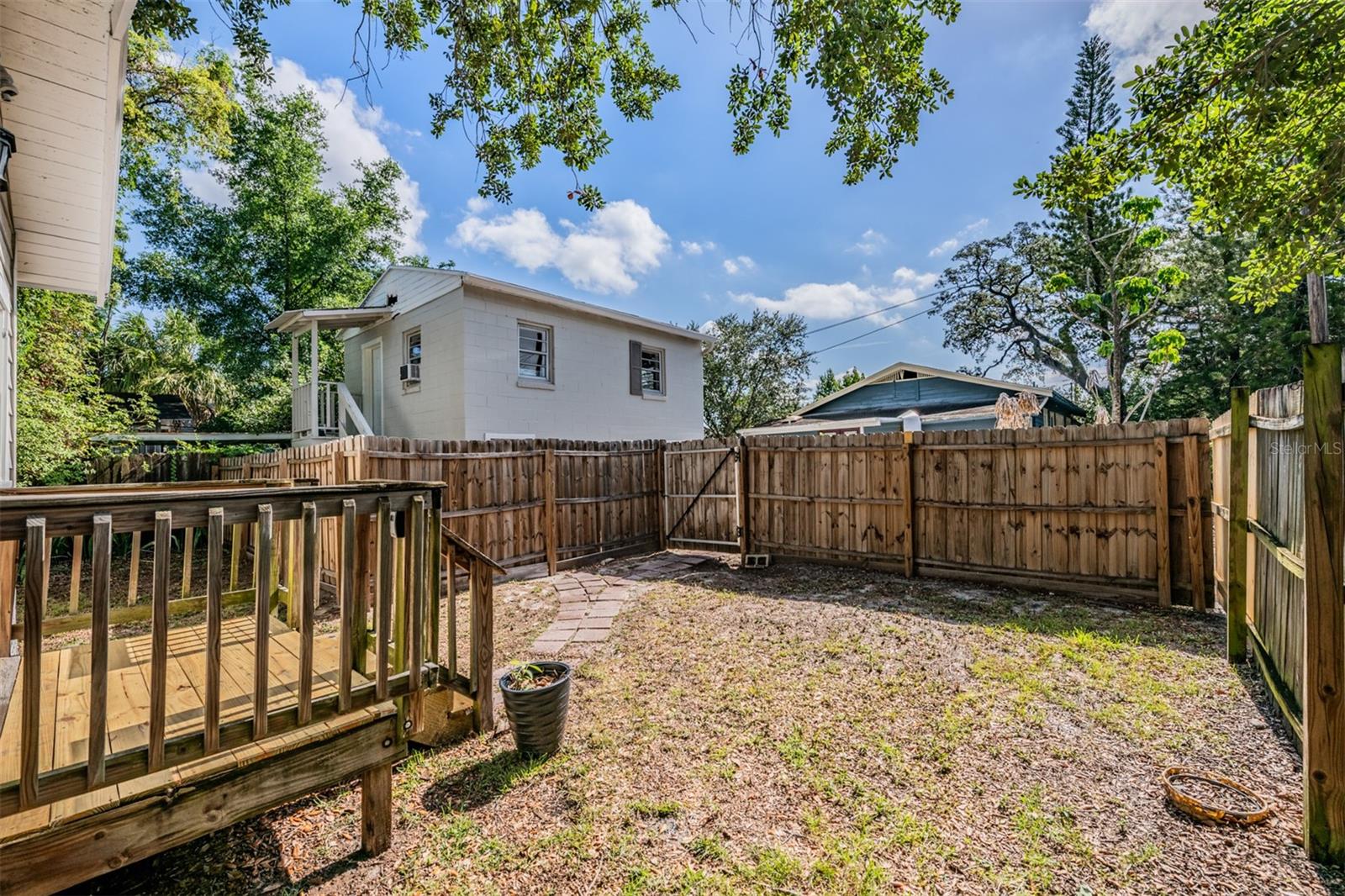 WESTERN HEIGHTS - Residential