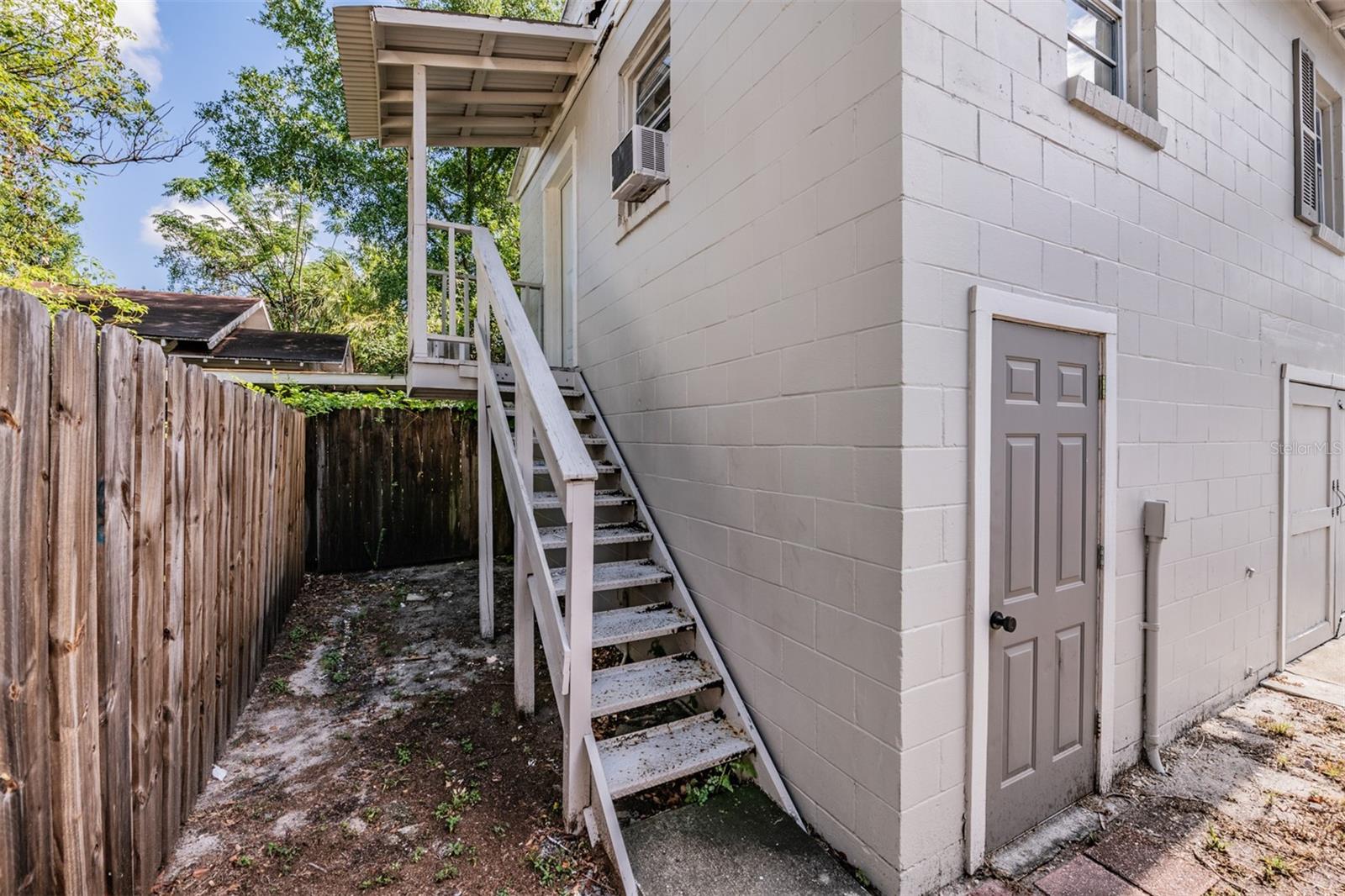 WESTERN HEIGHTS - Residential