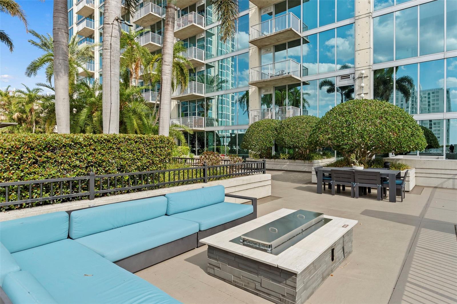 SKYPOINT A CONDO - Residential