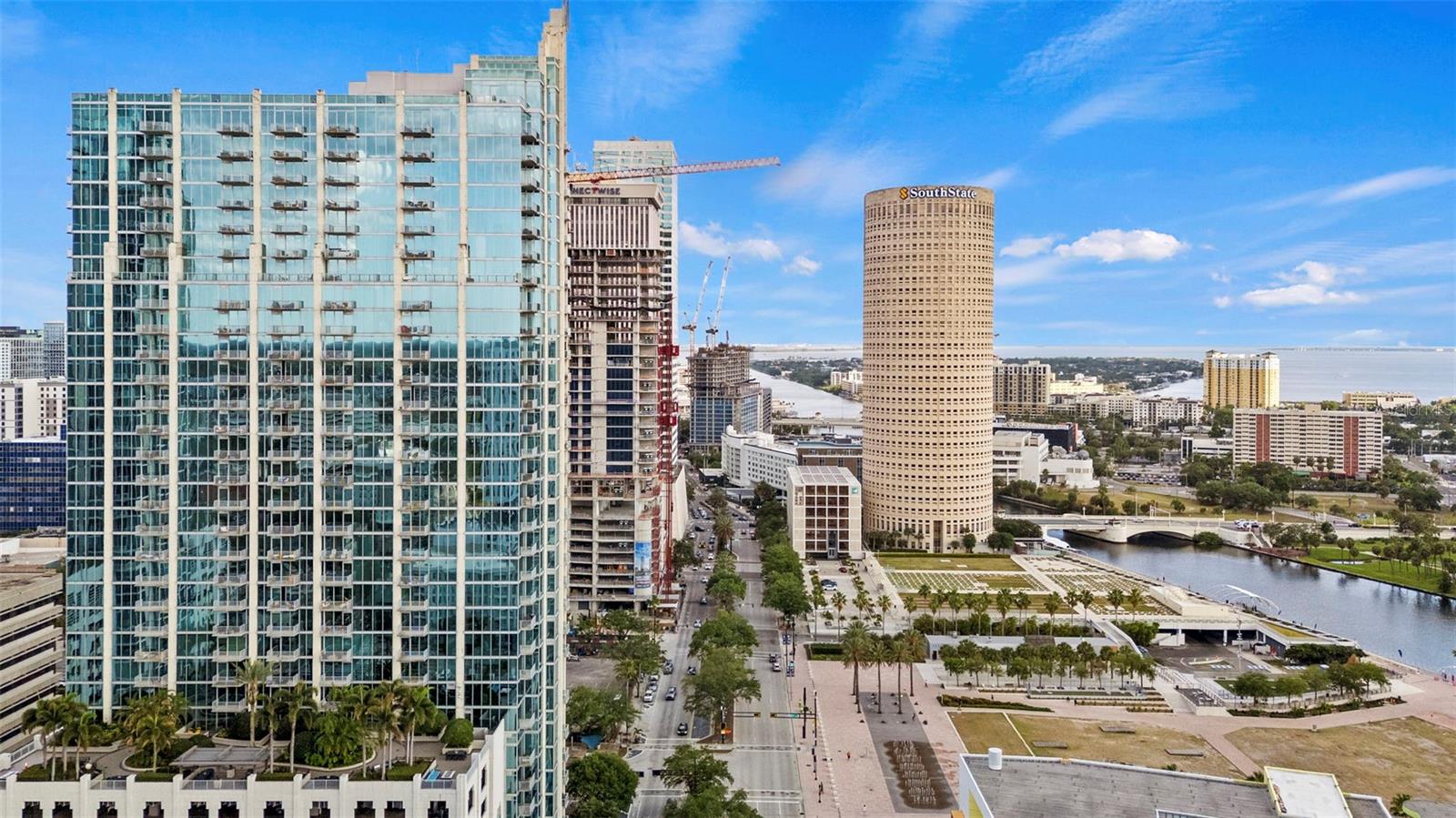 SKYPOINT A CONDO - Residential