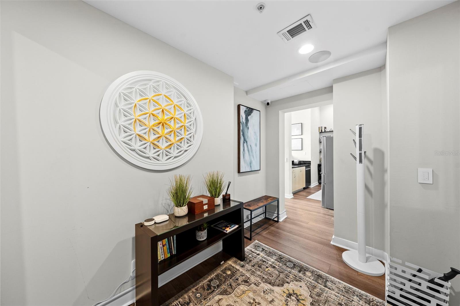SKYPOINT A CONDO - Residential