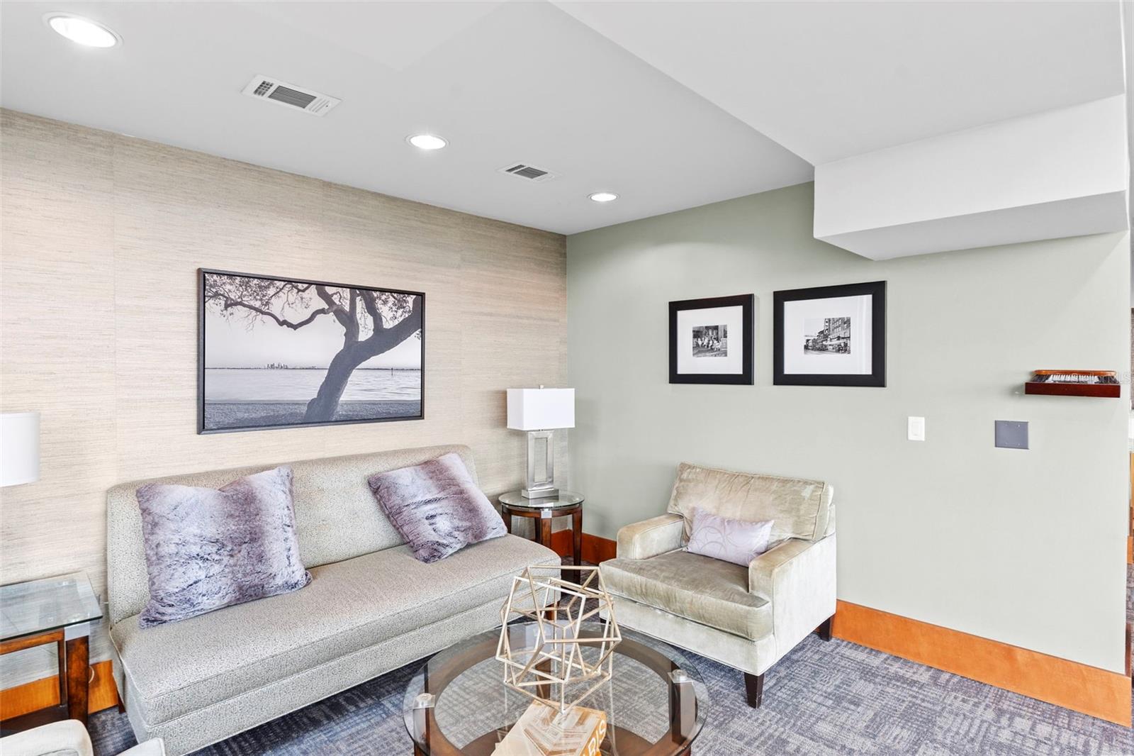 SKYPOINT A CONDO - Residential