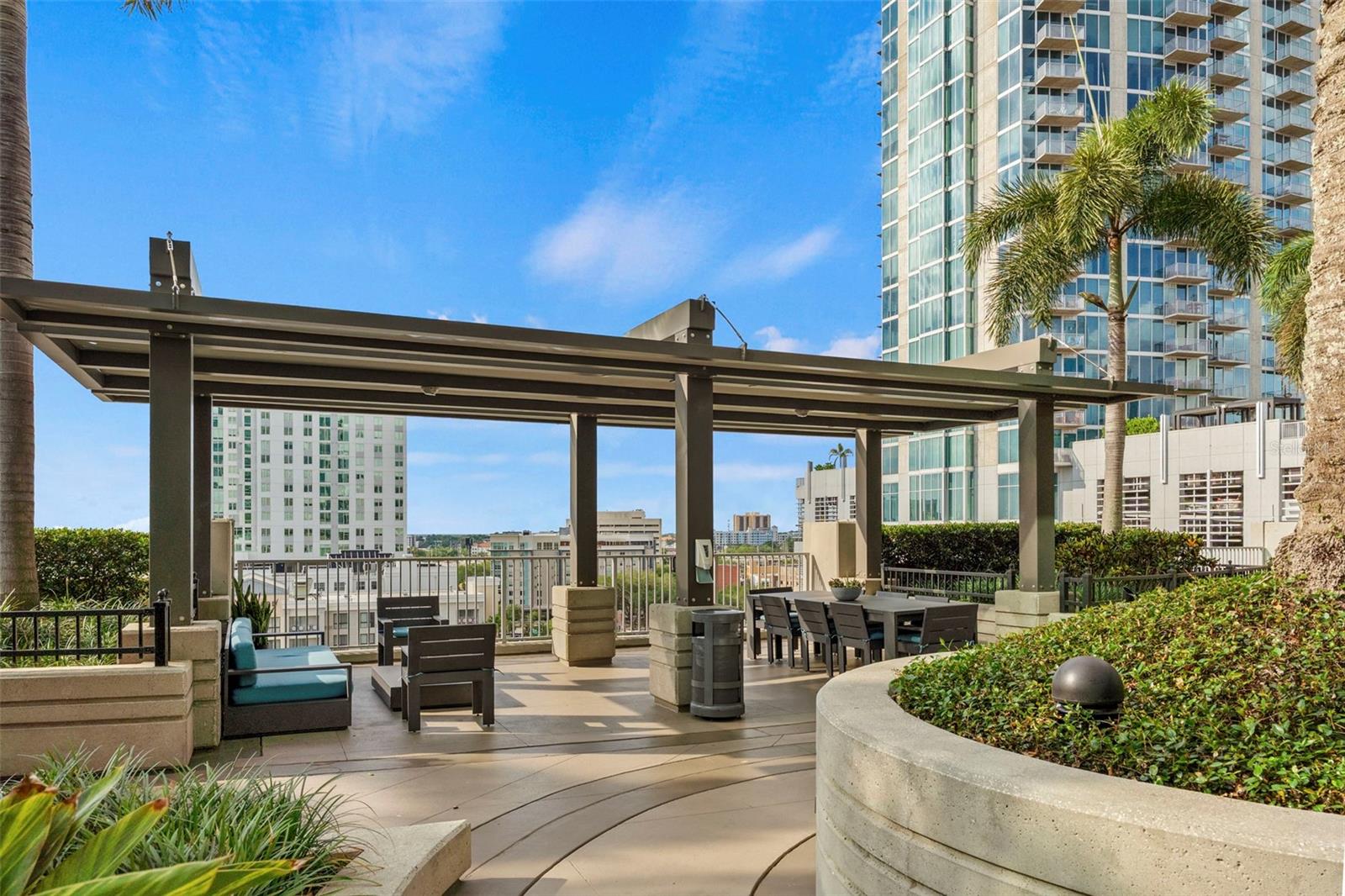 SKYPOINT A CONDO - Residential