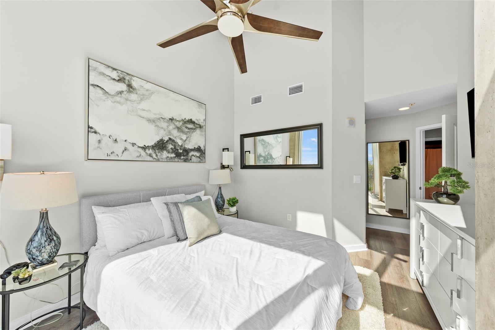 SKYPOINT A CONDO - Residential