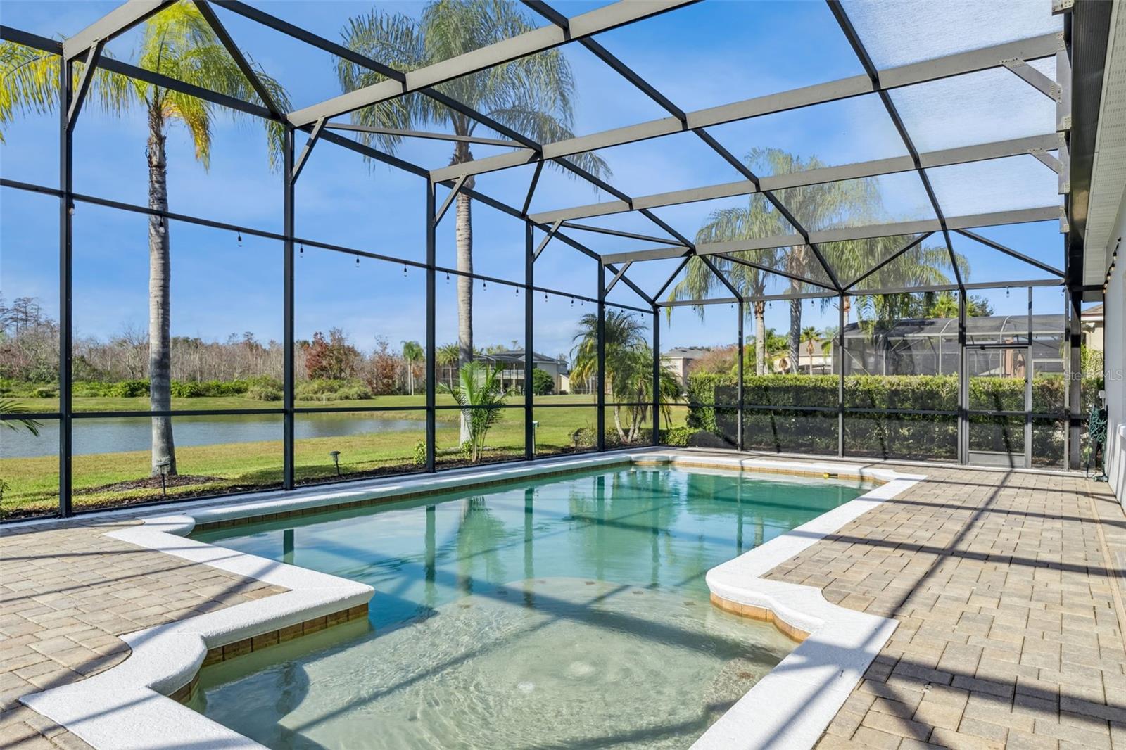 WINTERMERE POINTE PH 02 46/141 - Residential