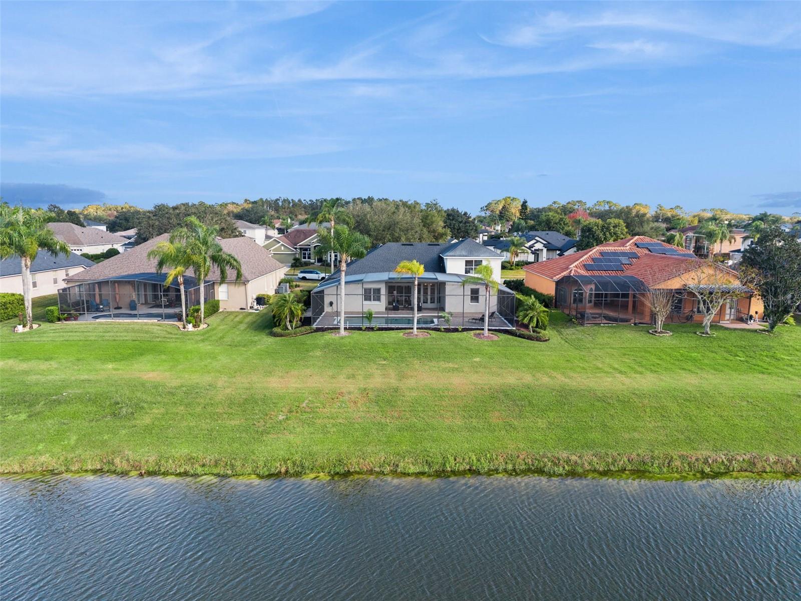 WINTERMERE POINTE PH 02 46/141 - Residential