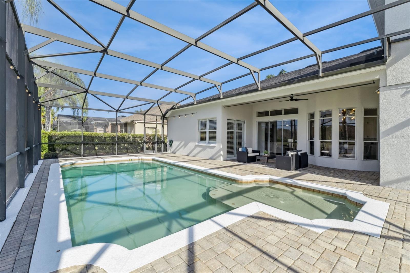 WINTERMERE POINTE PH 02 46/141 - Residential