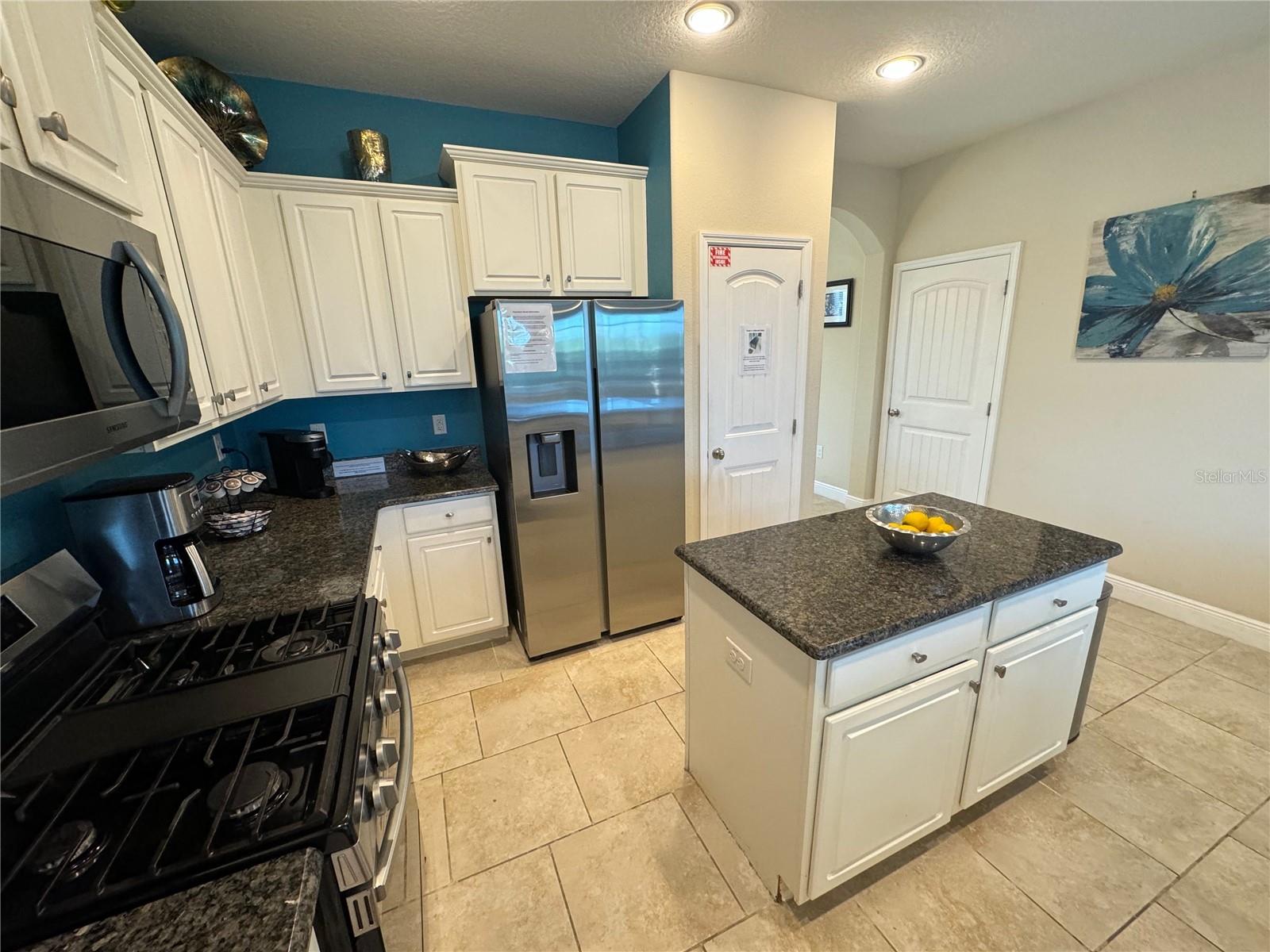 OAKMONT PH 01 - Residential