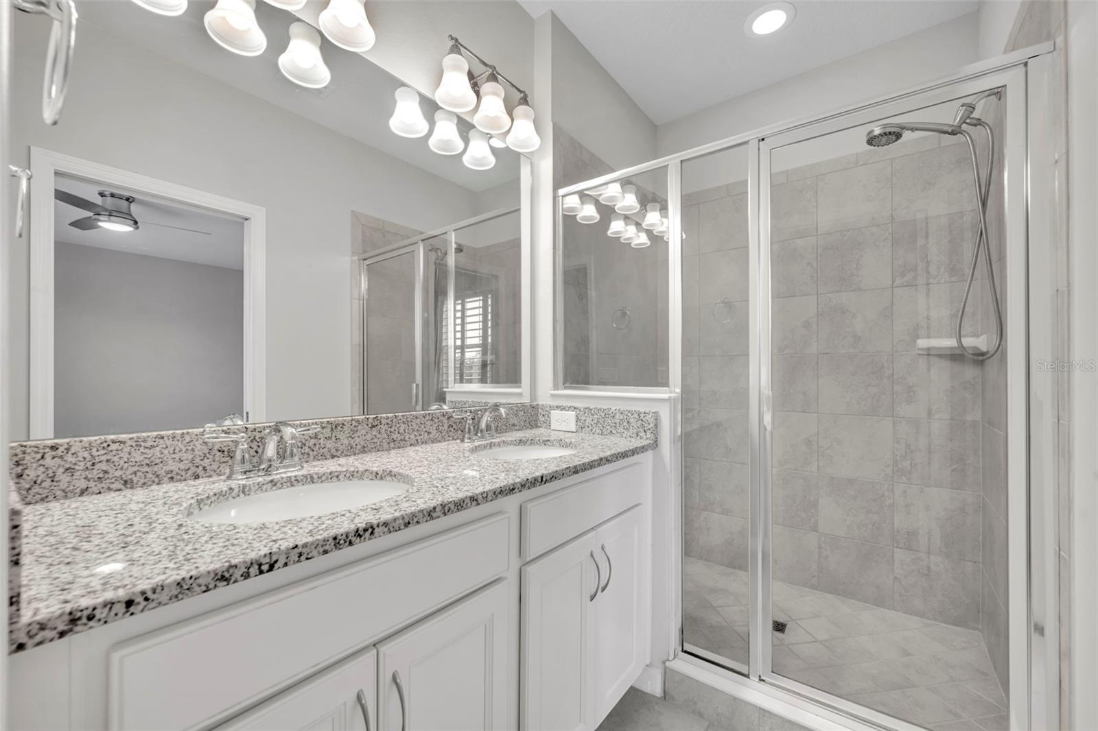 OVIEDO PARK TERRACE - Residential