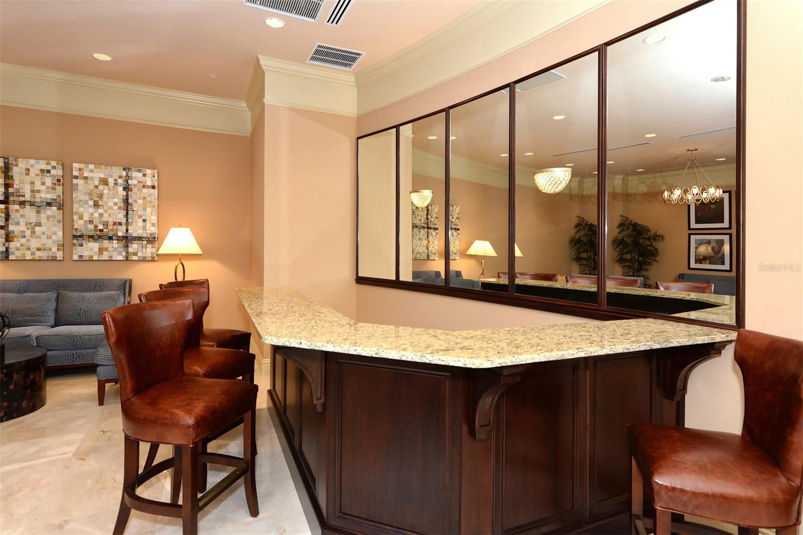 ALINARI - Residential Lease