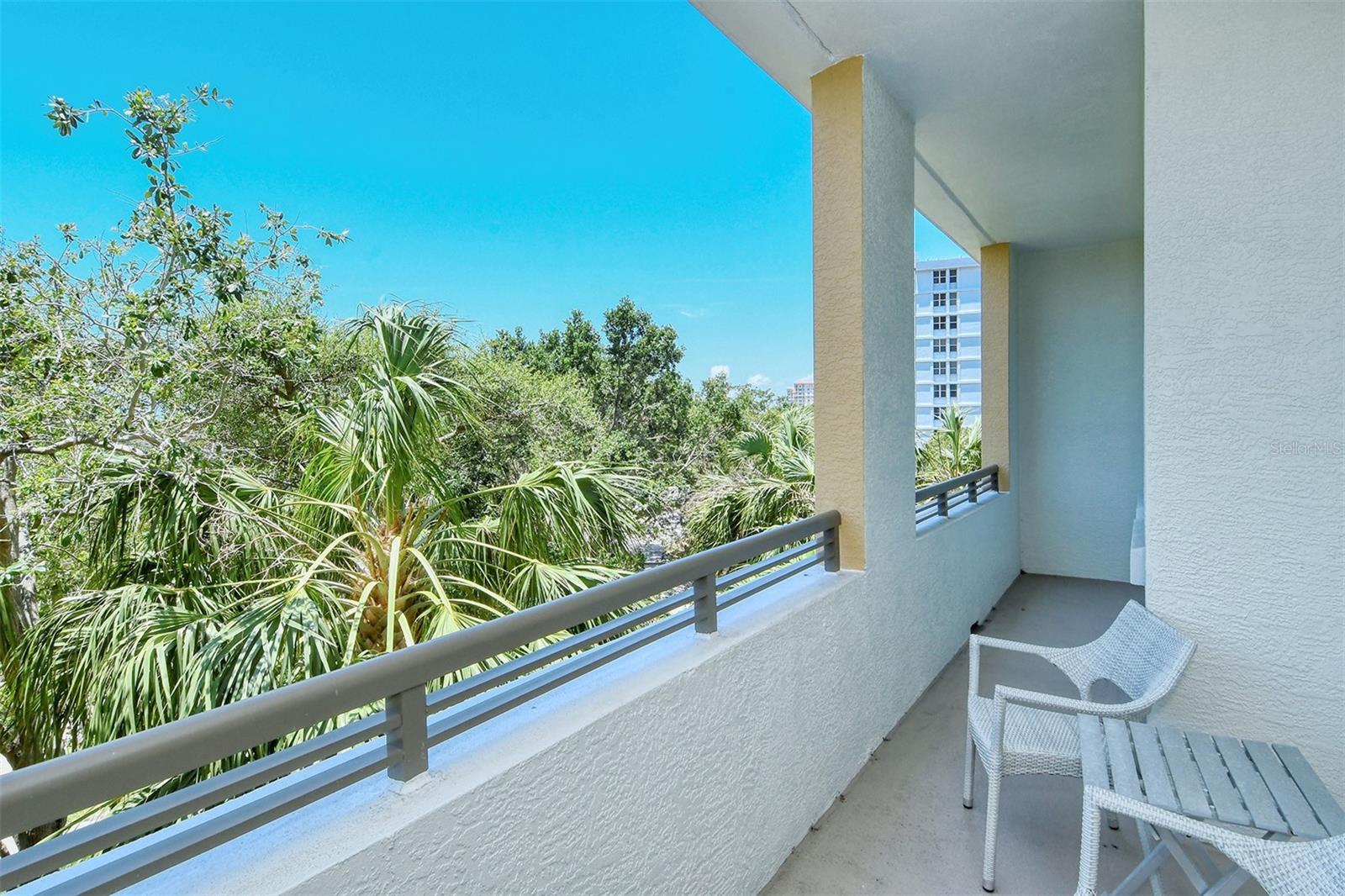 ALINARI - Residential Lease