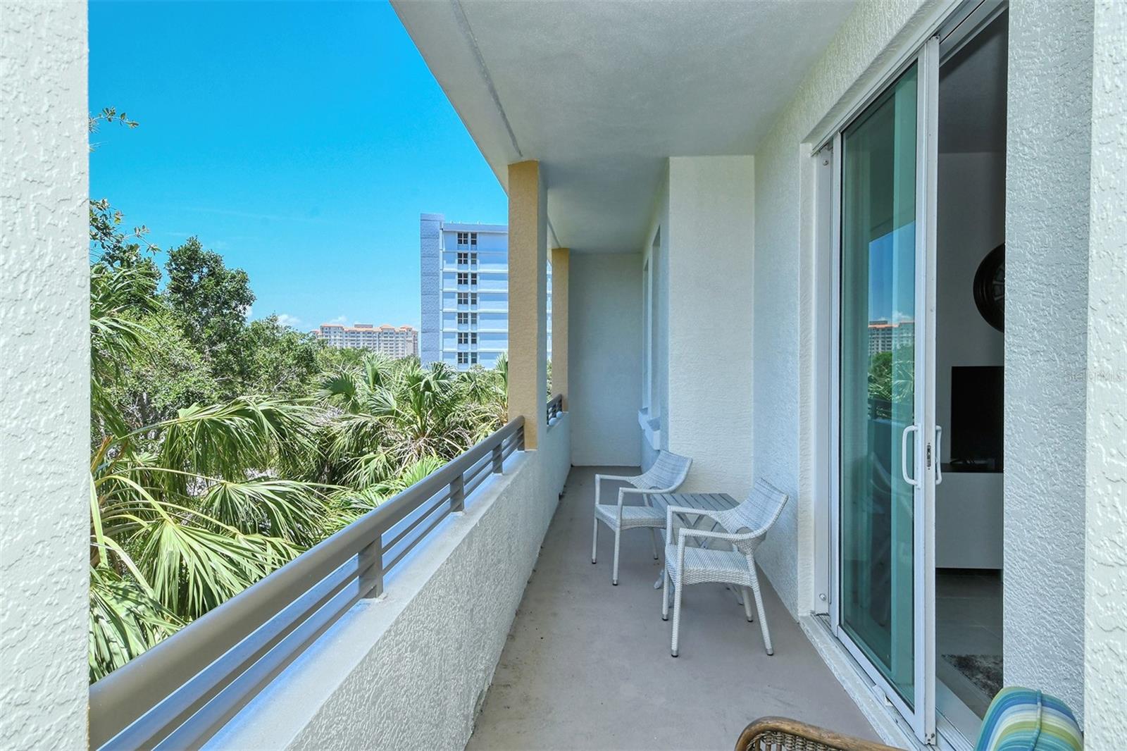 ALINARI - Residential Lease
