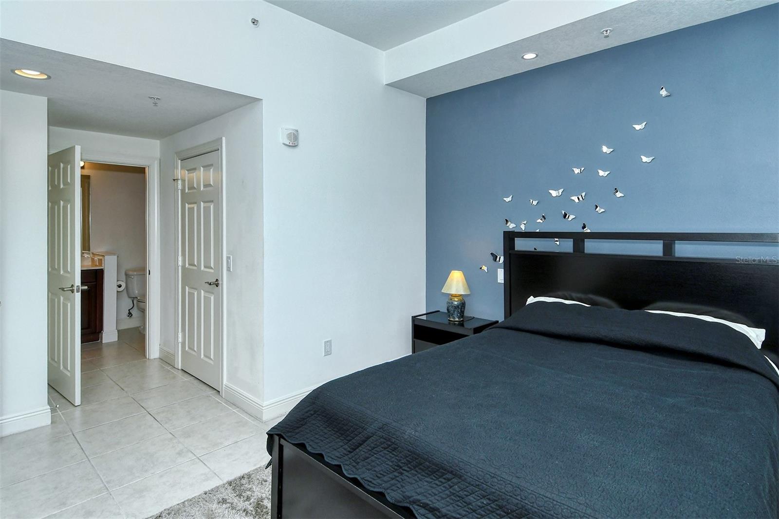 ALINARI - Residential Lease