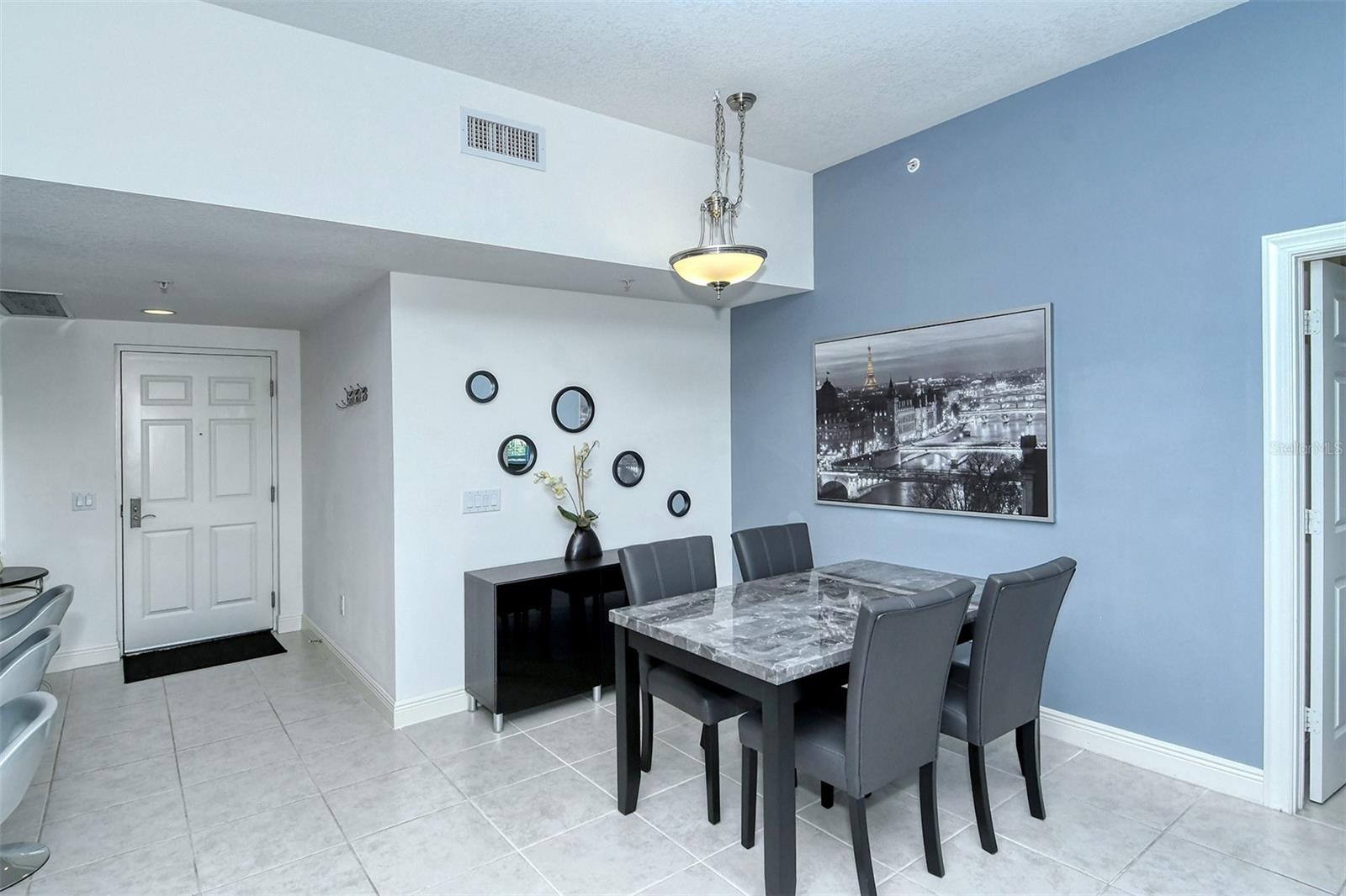 ALINARI - Residential Lease