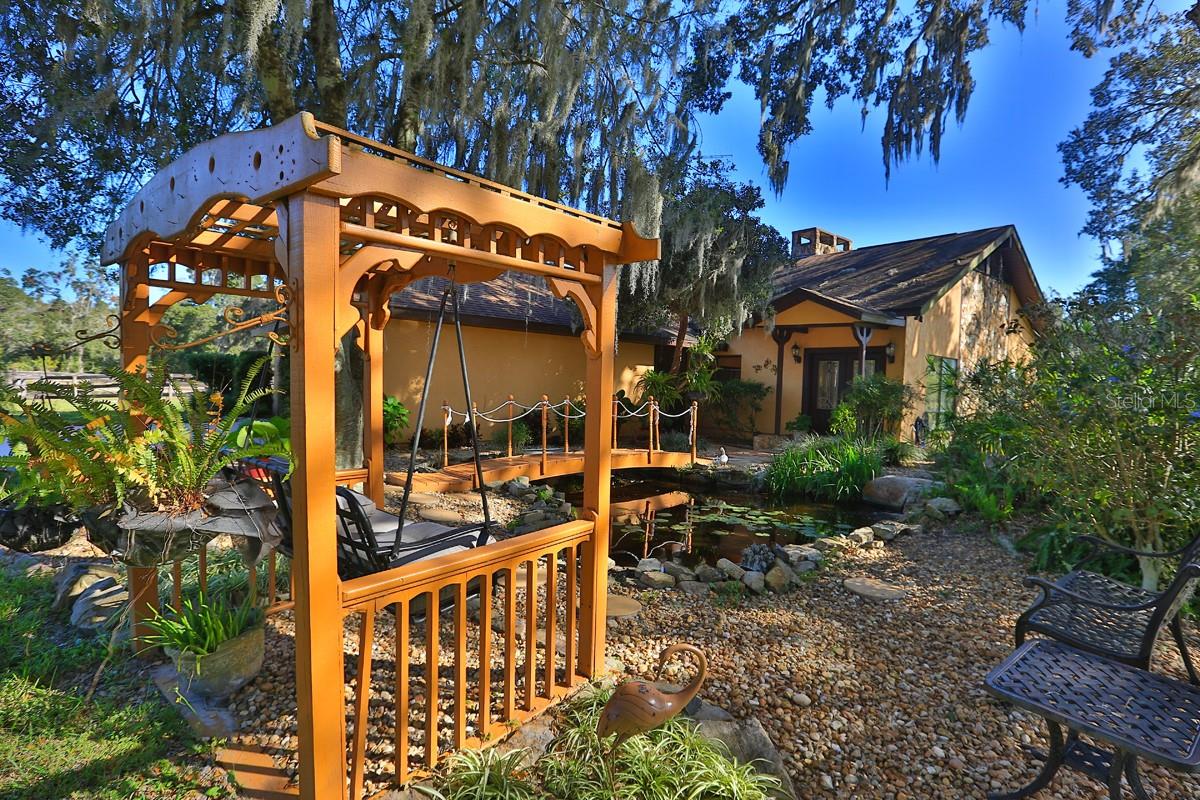 8550 NW 136TH AVENUE ROAD