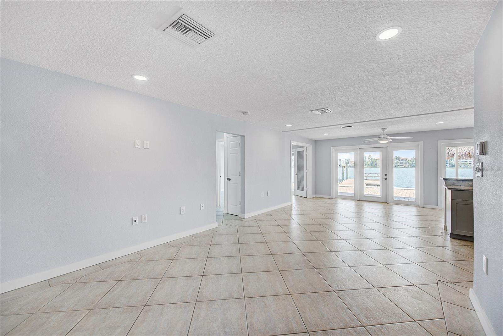 SURFSIDE SUB 4 - Residential Lease