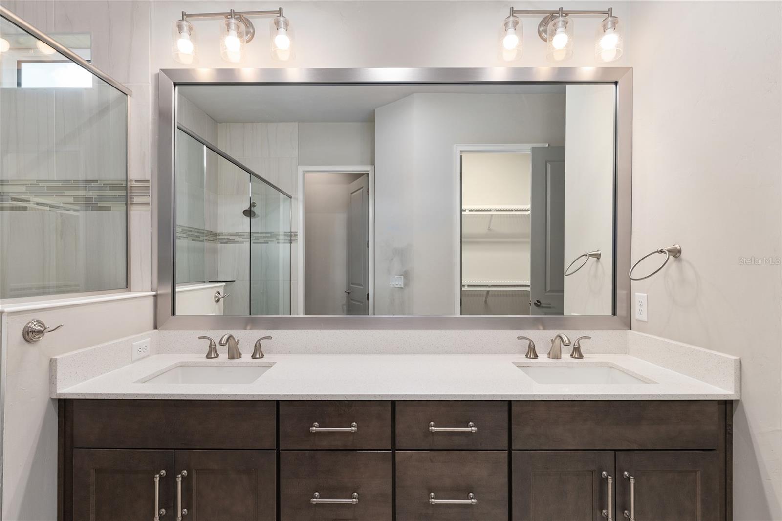 OAKMONT PH 3 PB 35 PG 60 - Residential