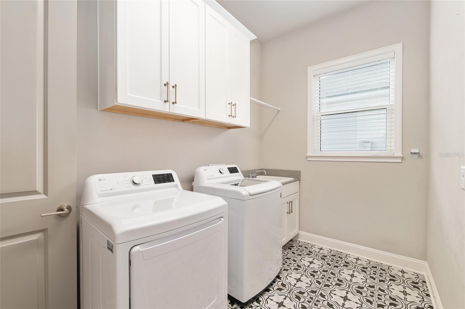 OAKMONT PH 3 PB 35 PG 60 - Residential