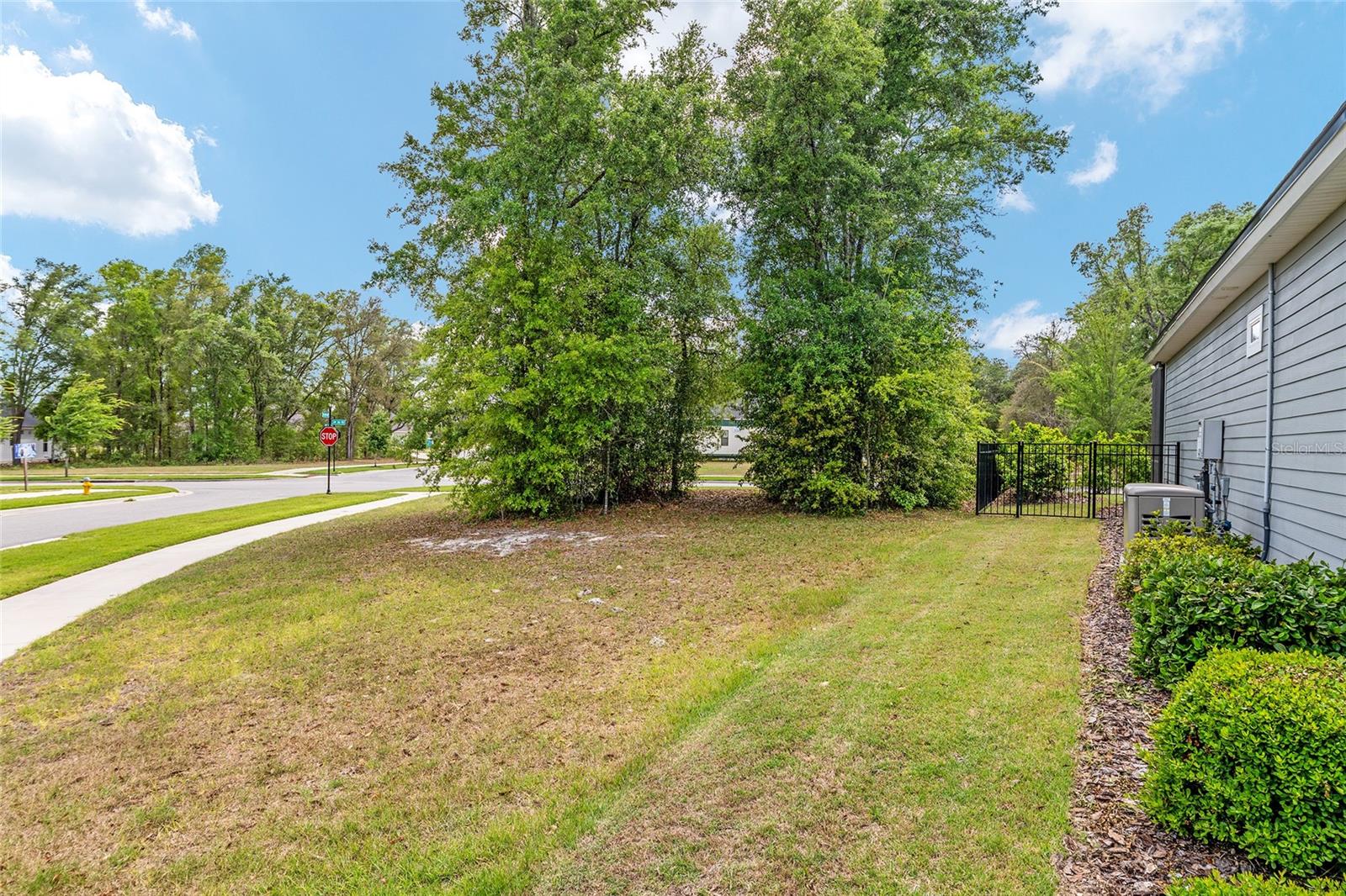 OAKMONT PH 3 PB 35 PG 60 - Residential