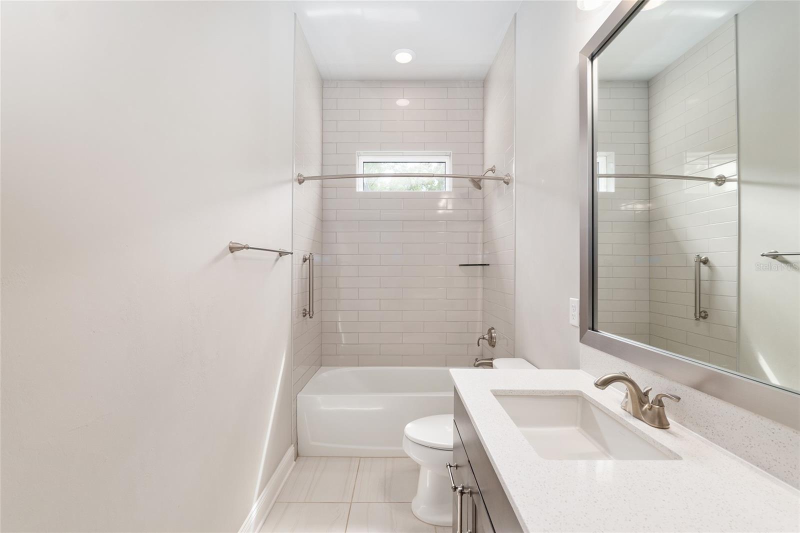 OAKMONT PH 3 PB 35 PG 60 - Residential