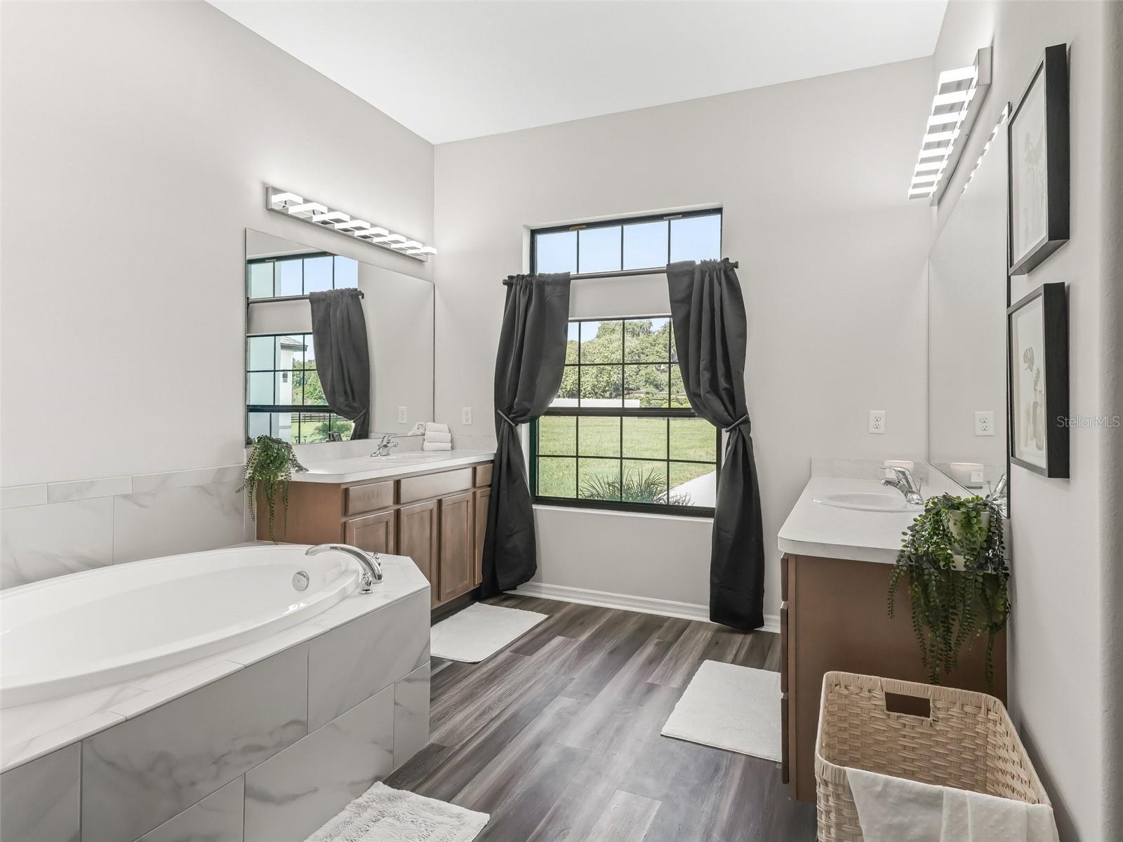 SUMMERHILL - Residential