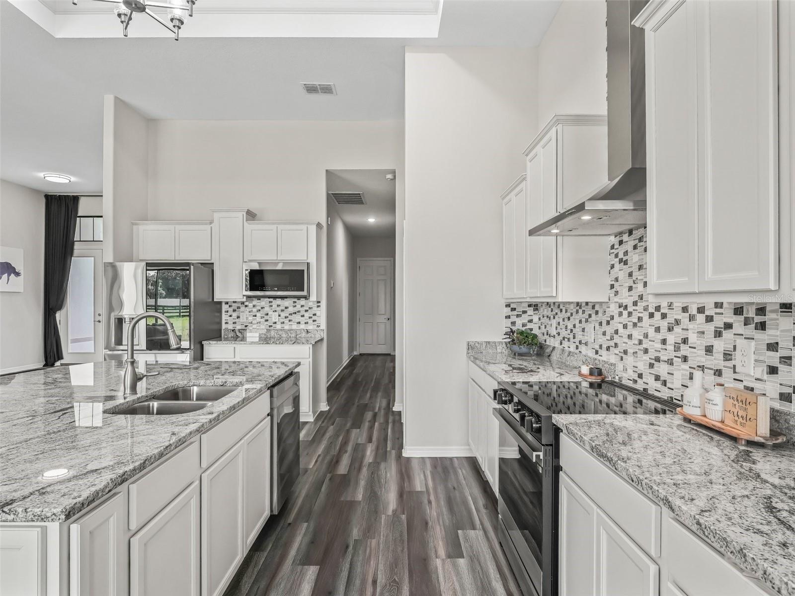 SUMMERHILL - Residential